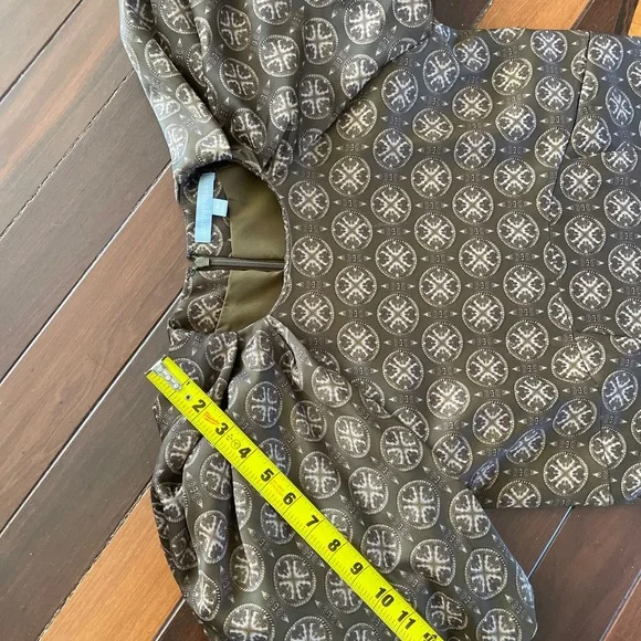 ANTONIO MELANI Courtney Grow Maxi Dress
Size 4 Dress - Picture 8 of 9